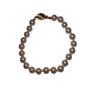 Vintage Jewelry Marvella Bracelet Faux Pearl Gold tone Knotted 7"L Classic Style